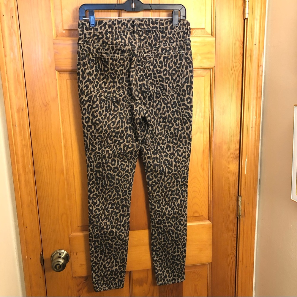 10" highest-rise toothpick jean in leopard print